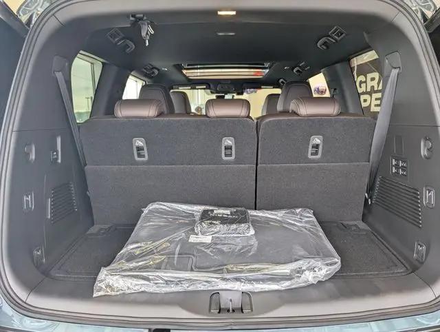 2026 Nissan Armada Platinum