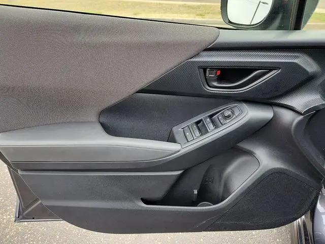 2025 Subaru Crosstrek 2.0i