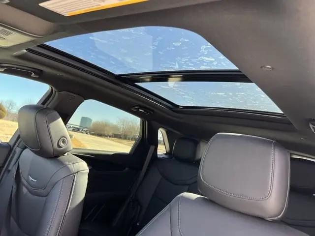 2026 Cadillac XT5 Premium Luxury FWD