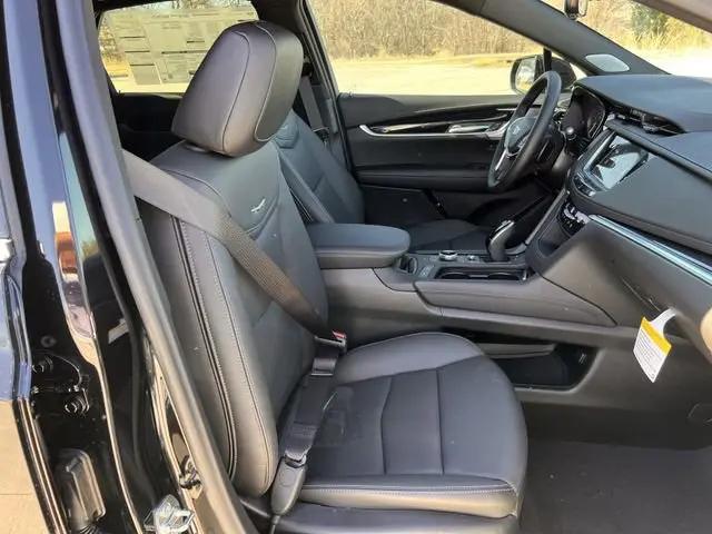 2026 Cadillac XT5 Premium Luxury FWD