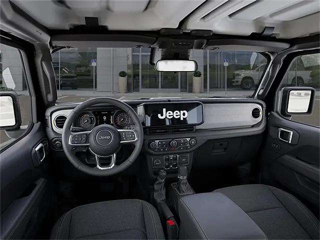 2026 Jeep Wrangler 4-Door Sahara 4x4