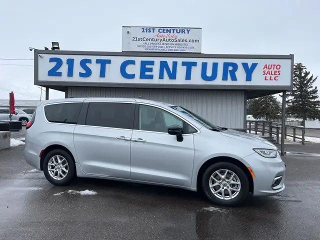 2024 Chrysler Pacifica Touring L for sale in Blackfoot, ID