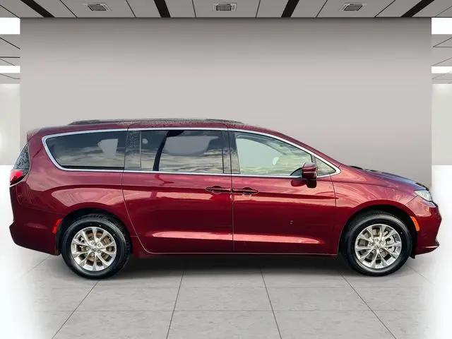2022 Chrysler Pacifica Touring L AWD
