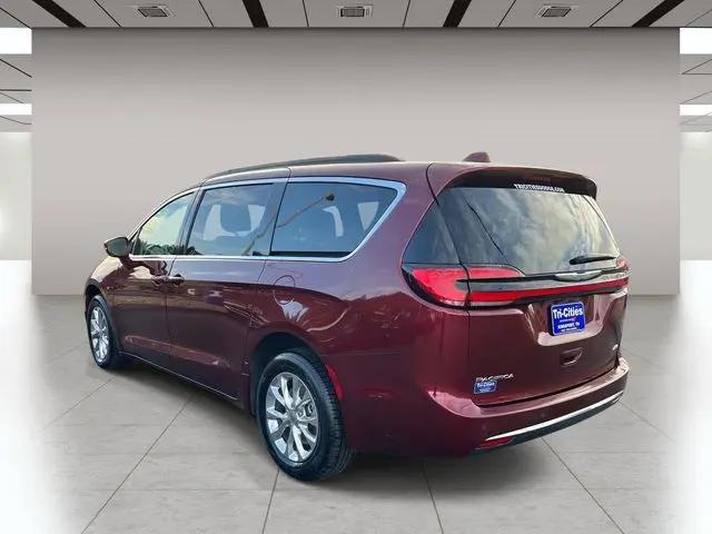 2022 Chrysler Pacifica Touring L AWD