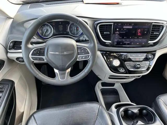 2022 Chrysler Pacifica Touring L AWD