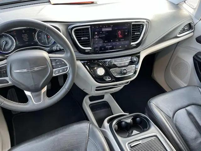 2022 Chrysler Pacifica Touring L AWD