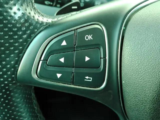 2019 Mercedes-Benz Metris Standard