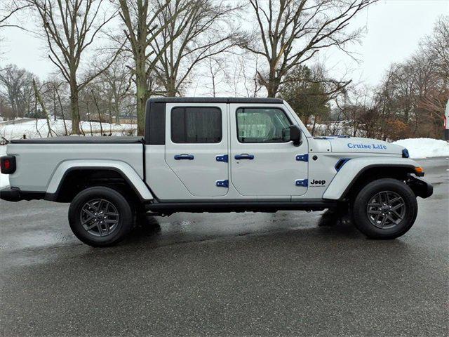2024 Jeep Gladiator Sport S