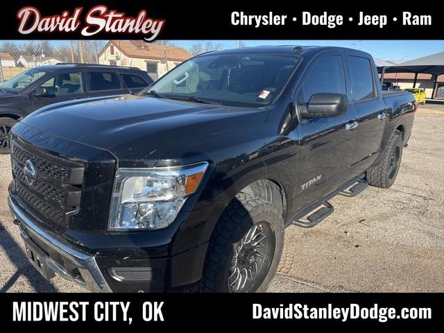2021 Nissan TITAN Crew Cab SV 4x4