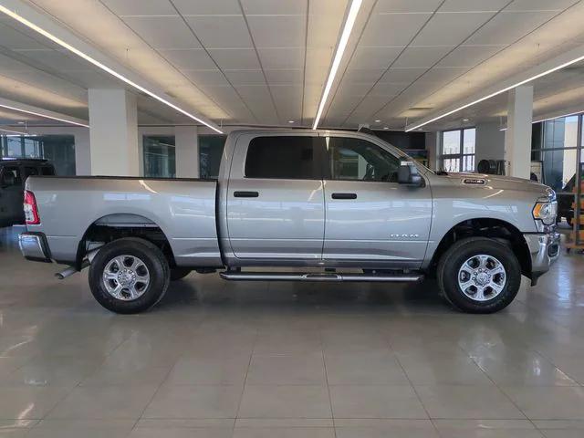 2024 RAM 2500 Big Horn Crew Cab 4x4 64 Box