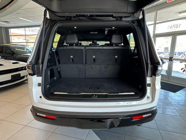 2026 Jeep Grand Wagoneer Summit Obsidian 4x4
