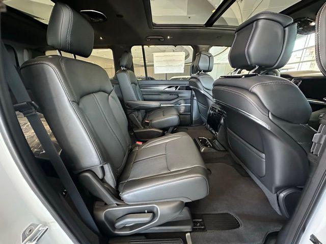 2026 Jeep Grand Wagoneer Summit Obsidian 4x4