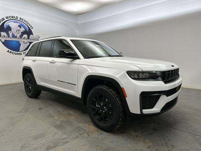 2026 Jeep Grand Cherokee Altitude 4x4