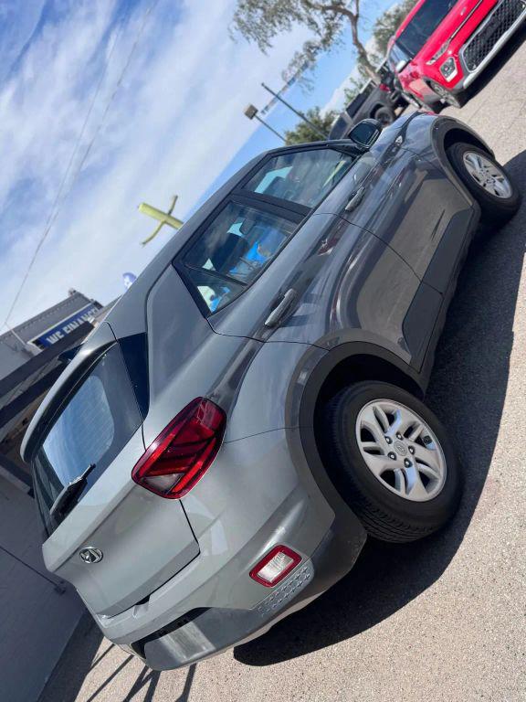 2021 Hyundai Venue SE