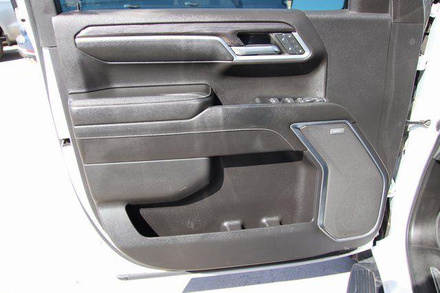 2022 Chevrolet Silverado 1500 4WD Crew Cab Short Bed LTZ