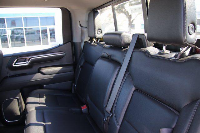 2022 Chevrolet Silverado 1500 4WD Crew Cab Short Bed LTZ