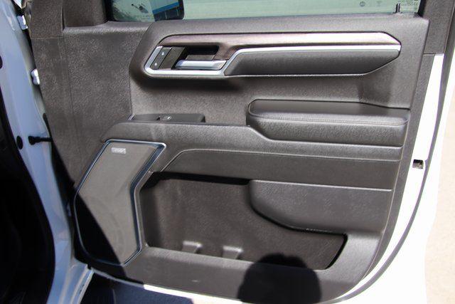 2022 Chevrolet Silverado 1500 4WD Crew Cab Short Bed LTZ