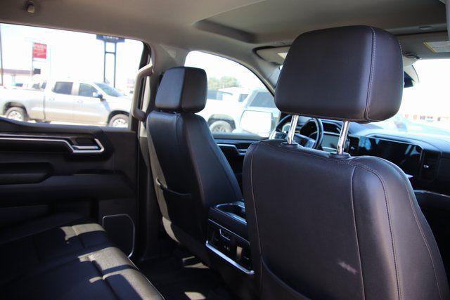 2022 Chevrolet Silverado 1500 4WD Crew Cab Short Bed LTZ