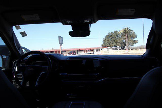 2022 Chevrolet Silverado 1500 4WD Crew Cab Short Bed LTZ