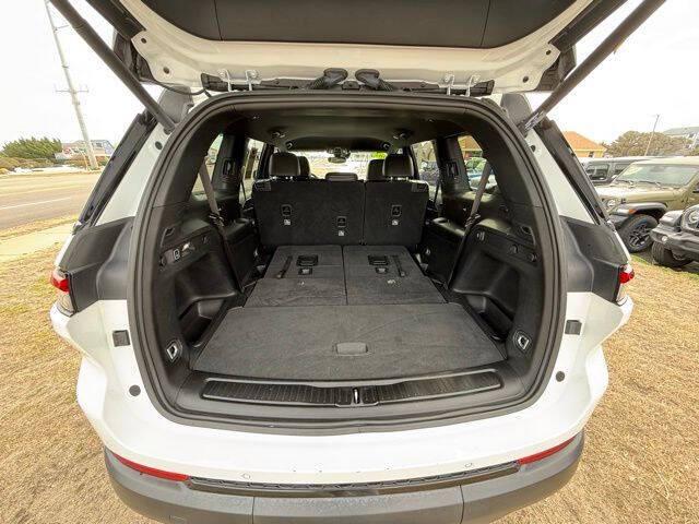 2024 Jeep Grand Cherokee L Altitude 4x4
