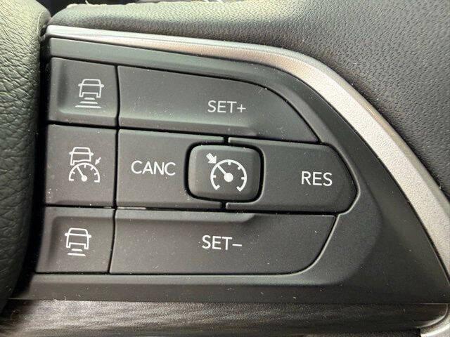 2024 Jeep Grand Cherokee L Altitude 4x4