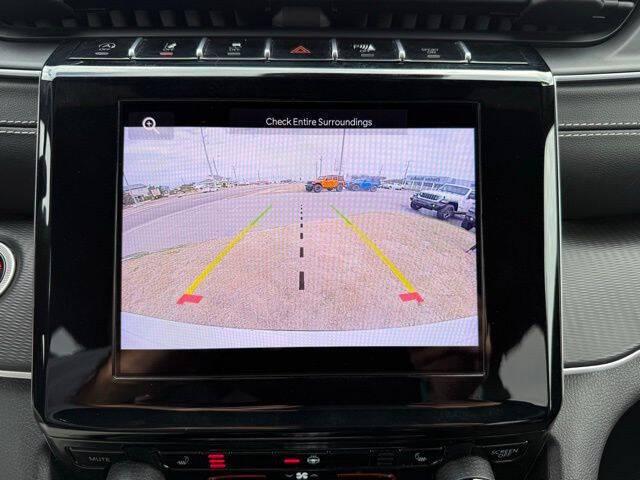 2024 Jeep Grand Cherokee L Altitude 4x4