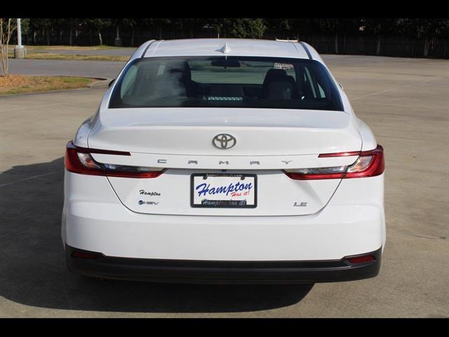 2025 Toyota Camry LE