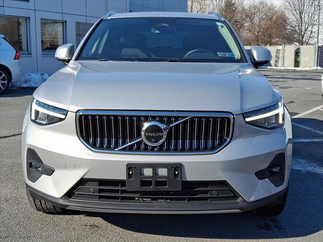 2023 Volvo XC40 B5 Plus Bright Theme