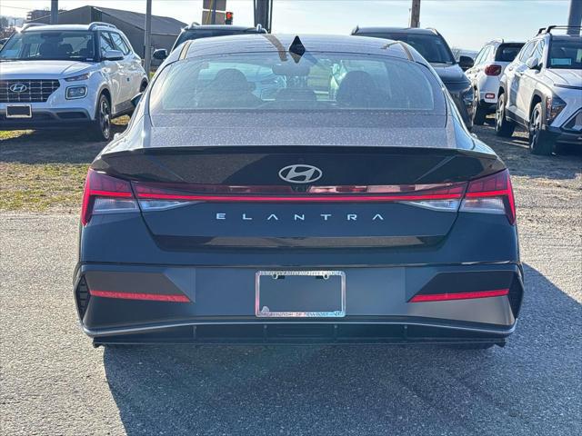 2026 Hyundai Elantra SEL Sport Premium