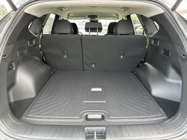 2026 Hyundai Tucson Hybrid SEL