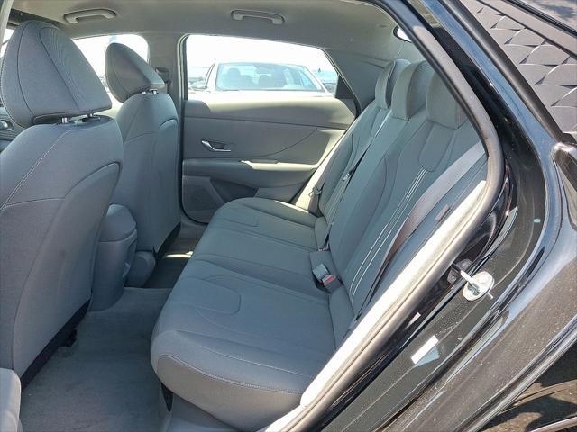 2025 Hyundai Elantra Hybrid SEL Sport