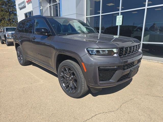 2026 Jeep Grand Cherokee GRAND CHEROKEE L SUMMIT 4X4