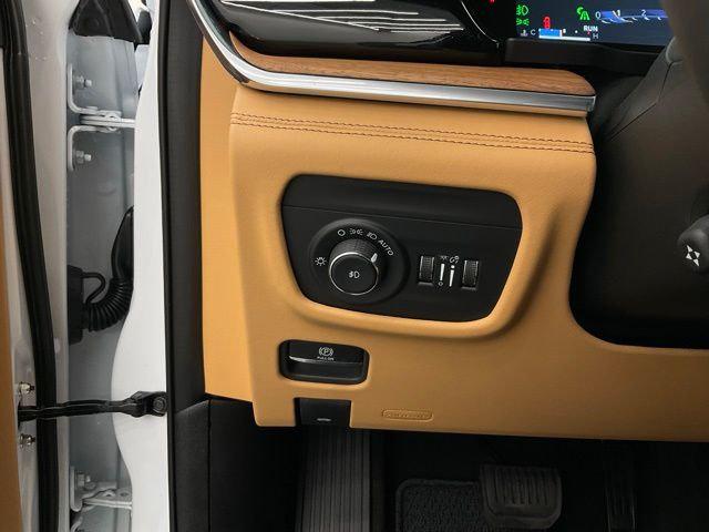 2026 Jeep Grand Cherokee Summit 4x4