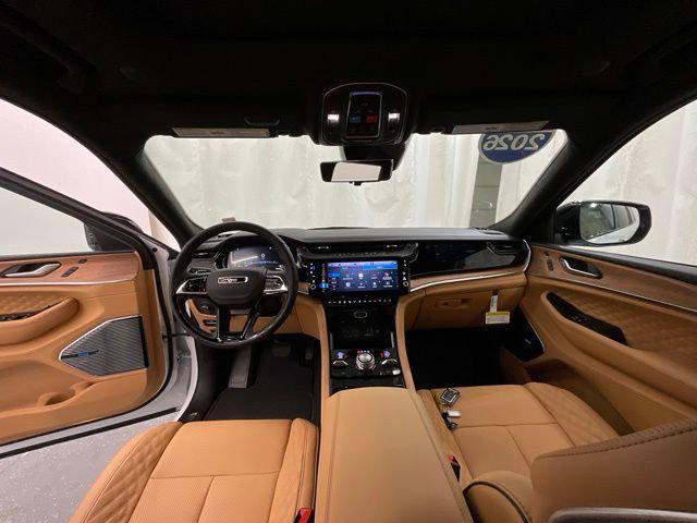 2026 Jeep Grand Cherokee Summit 4x4