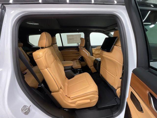2026 Jeep Grand Cherokee Summit 4x4