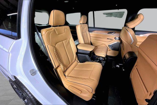 2026 Jeep Grand Cherokee Summit 4x4