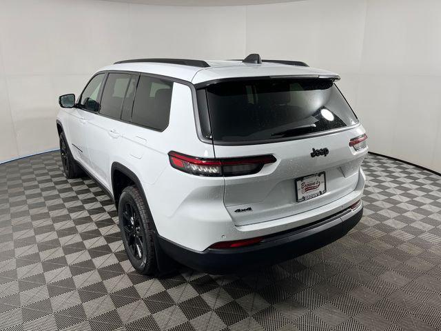 2026 Jeep Grand Cherokee GRAND CHEROKEE L LAREDO ALTITUDE 4X4