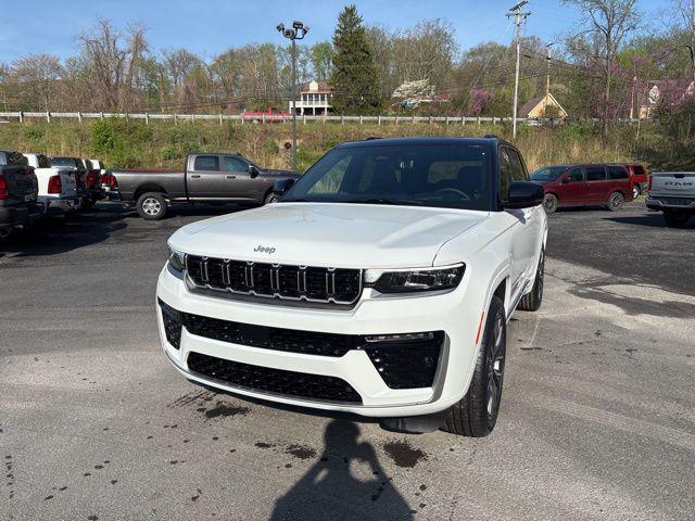 2026 Jeep Grand Cherokee GRAND CHEROKEE SUMMIT 4X4