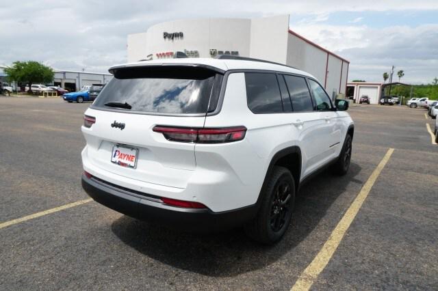 2026 Jeep Grand Cherokee Altitude 4x2