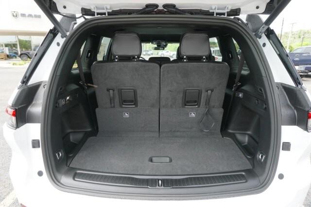 2026 Jeep Grand Cherokee Altitude 4x2