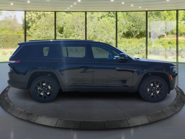 2026 Jeep Grand Cherokee GRAND CHEROKEE L LAREDO ALTITUDE 4X4