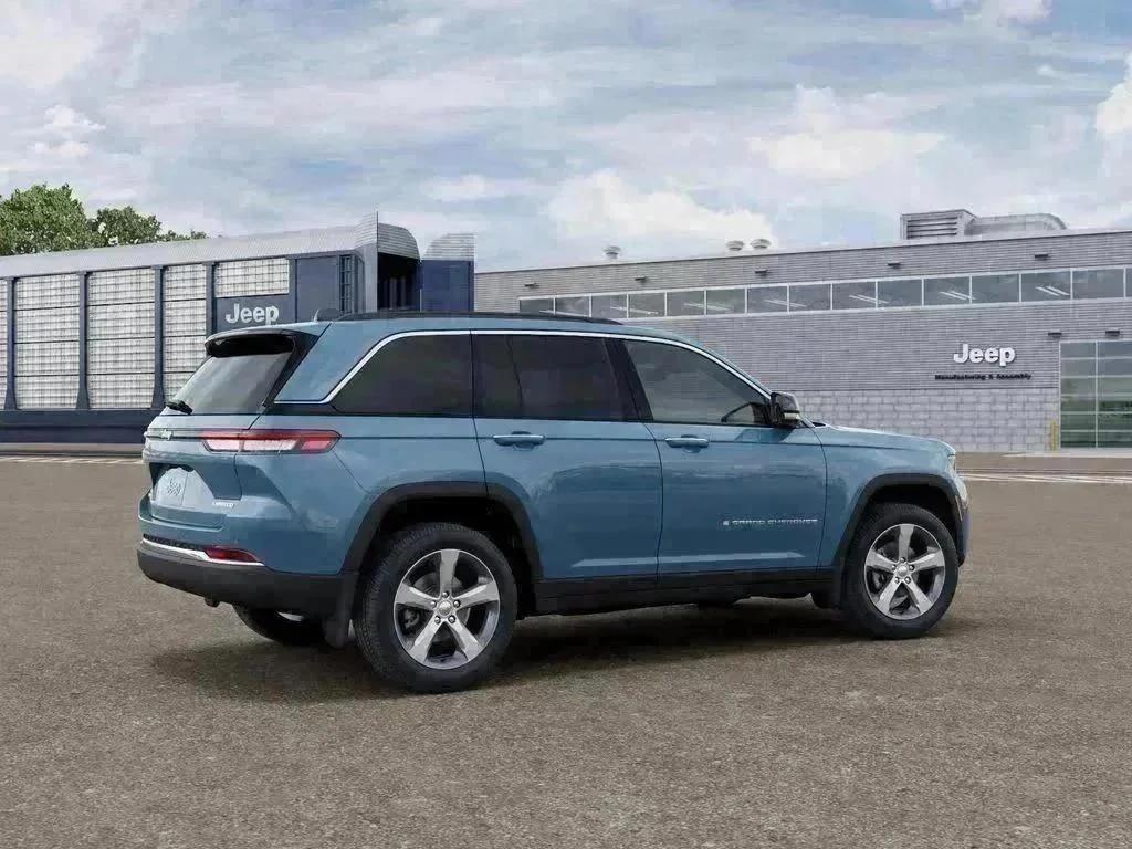 New 2026 Steel Blue Exterior Paint Jeep Limited image 4
