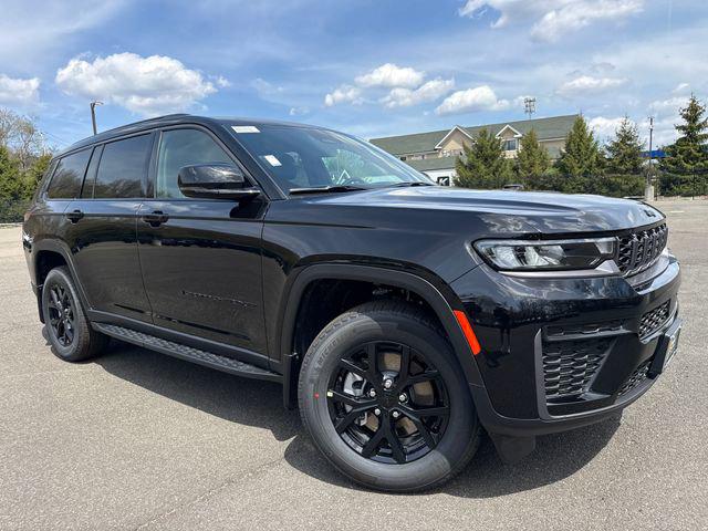 2026 Jeep Grand Cherokee GRAND CHEROKEE L LAREDO ALTITUDE 4X4