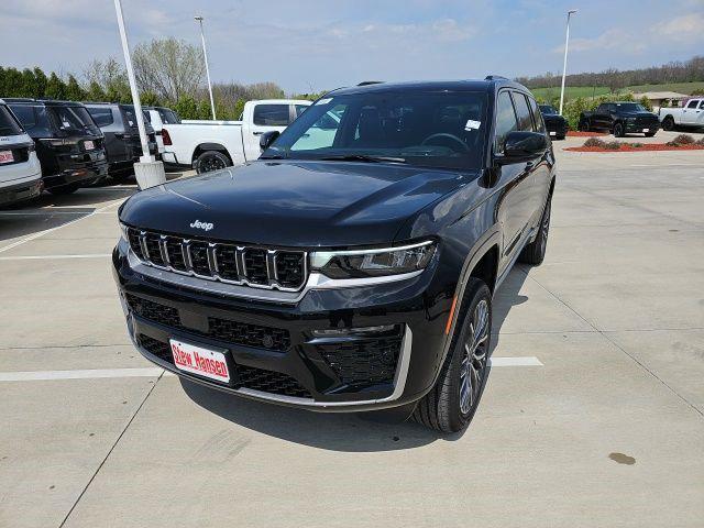 2026 Jeep Grand Cherokee GRAND CHEROKEE L SUMMIT 4X4