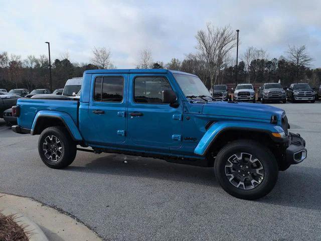 2026 Jeep Gladiator GLADIATOR SAHARA 4X4
