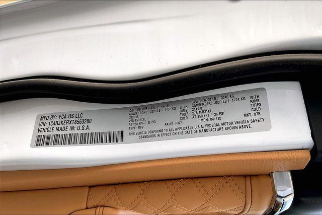 2026 Jeep Grand Cherokee Summit 4x4