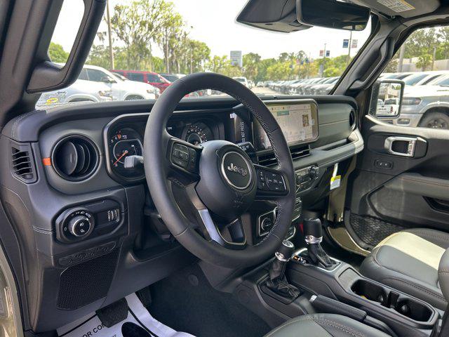 2026 Jeep Gladiator Sport