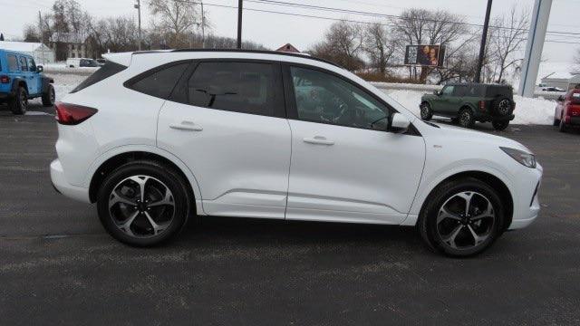 2023 Ford Escape ST-Line Select
