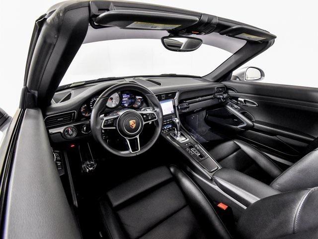 2017 Porsche 911 Carrera 4S