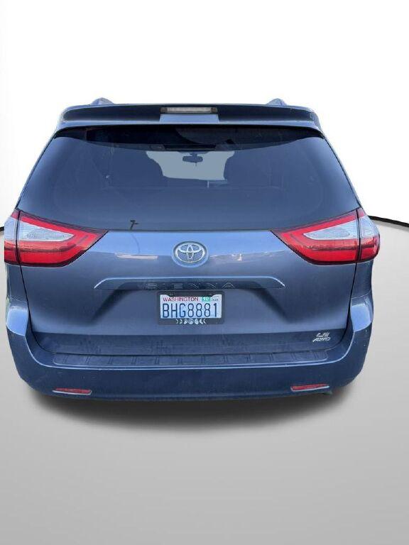 2016 Toyota Sienna LE 7 Passenger